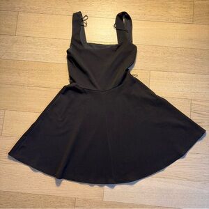 Black Sleeveless Dress